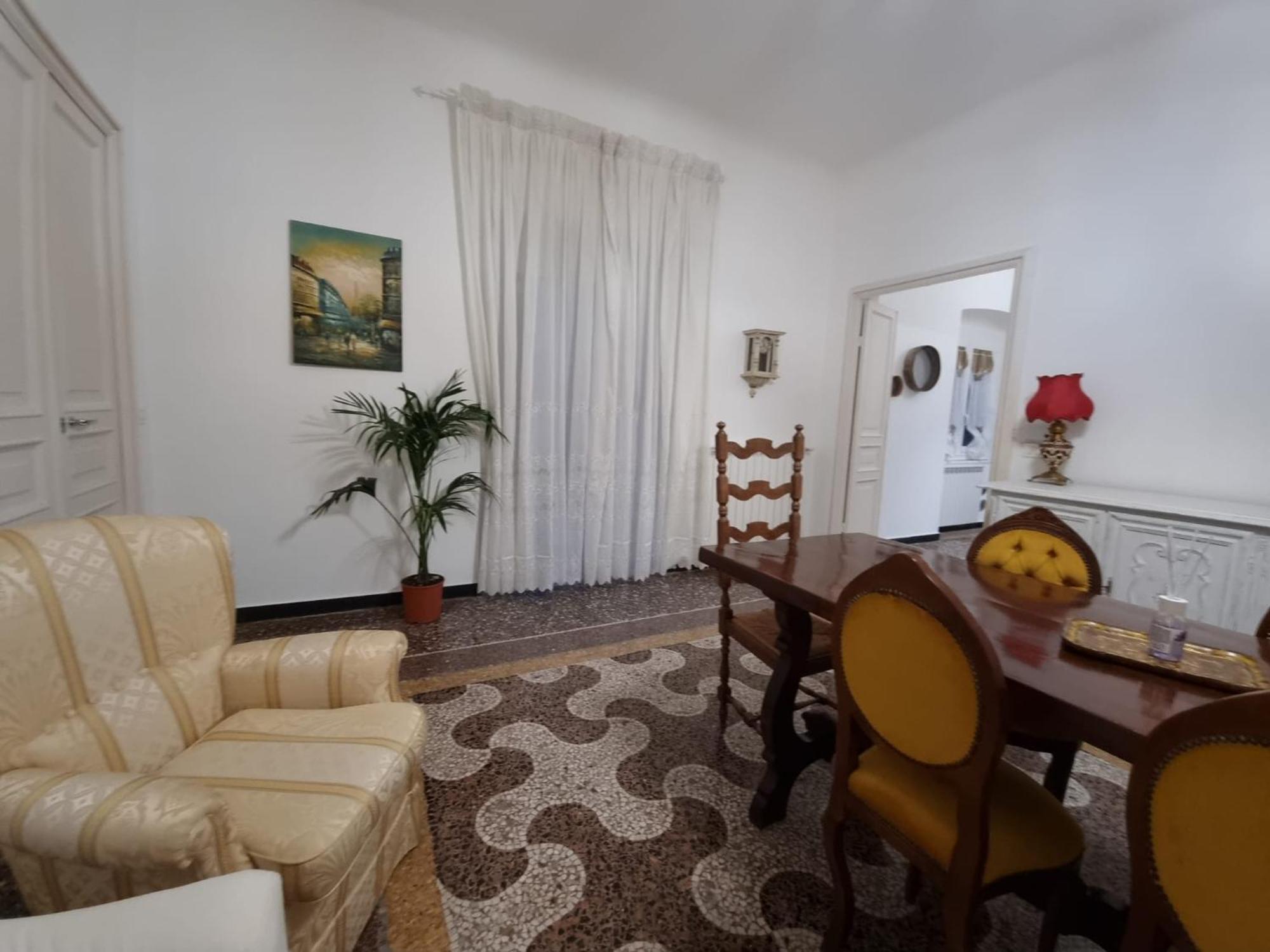 Wow Home - 175 Mq - Posteggio Privato - Davanti Porto Traghetti - Fino A 10 Posti Letto Genova Eksteriør billede